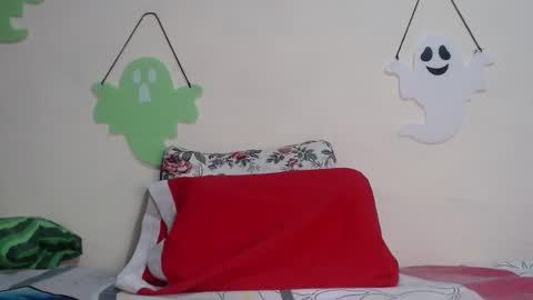 Snapshot of nadesdha chatting on 10-15-25, 01:50 nadesdha online show from 10-15-25, 01:50