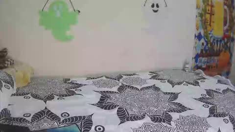 Snapshot of nadesdha chatting on 10-27-25, 01:37 nadesdha online show from 10-27-25, 01:37