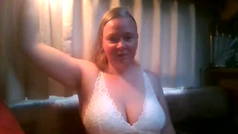 Snapshot of nadurtha chatting on 06-08-26, 08:42 nadurtha online show from 06-08-26, 08:42
