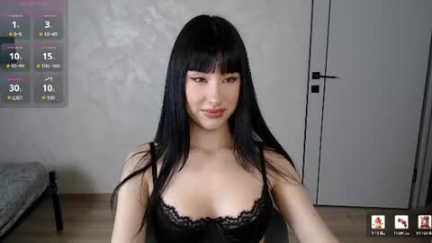 Naemi online show from 07-21-26, 02:08
