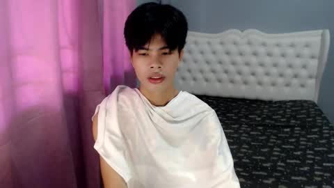 Snapshot of nagaselen34 chatting on 04-17-26, 02:14 Jhay online show from 04-17-26, 02:14