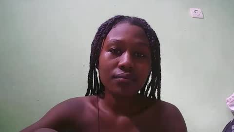 Snapshot of nah296652 chatting on 05-09-26, 05:56 nah296652 online show from 05-09-26, 05:56