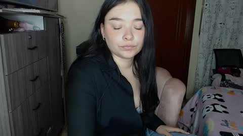 nahia cute     only   online show from 09-26-25, 09:30