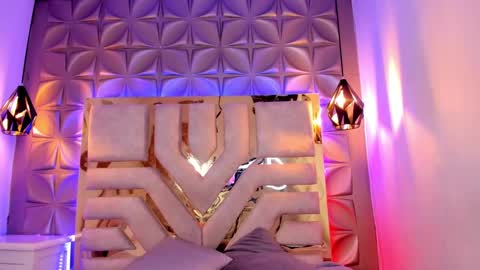  Valeria  online show from 01-04-25, 05:48