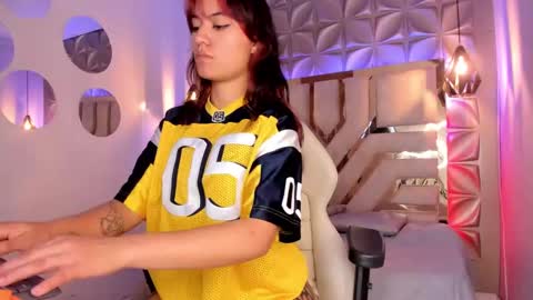  Valeria  online show from 02-17-25, 05:14