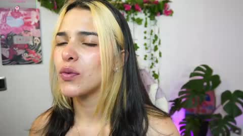 Naho  Sigueme en mis Redes Sociales Follow me on my social networks online show from 04-25-26, 01:19