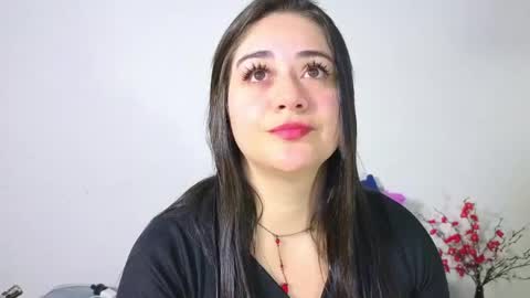 Snapshot of nahomi_sweett chatting on 05-22-26, 10:43 Nahomi online show from 05-22-26, 10:43