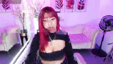 nahomi_velmont online show from 05-18-26, 07:09