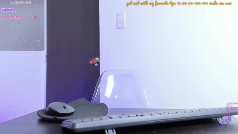 Nahomi  Carol online show from 10-08-25, 06:38