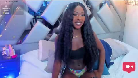 Nahomi  online show from 03-08-25, 09:29