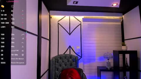 Nahomi online show from 11-28-25, 06:05