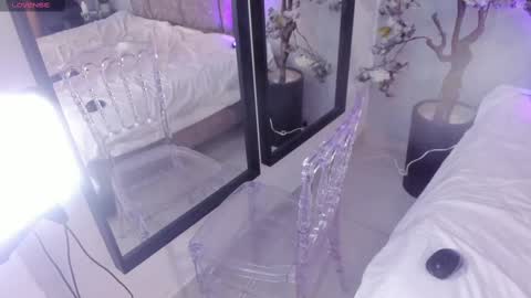 nahomycarterr online show from 10-10-25, 08:52