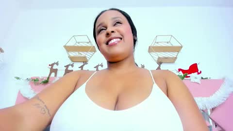 Nahomy online show from 12-21-25, 07:32