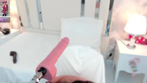 Nahomy Roberts online show from 01-16-26, 08:40