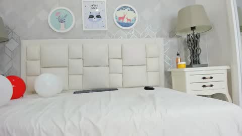 naia_cox online show from 02-15-26, 07:51