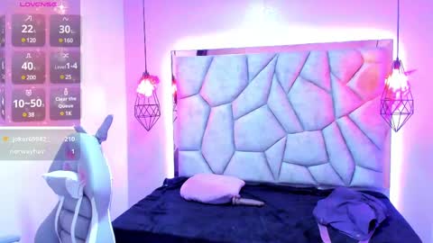    online show from 03-12-25, 01:14