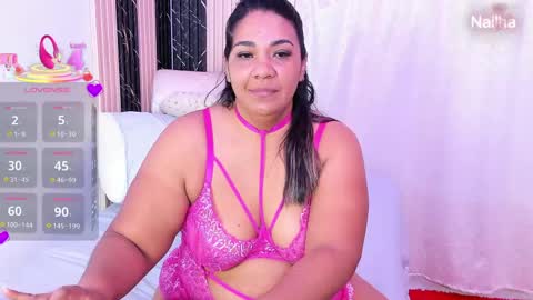 Snapshot of nailha1 chatting on 05-21-26, 11:17 Nailha online show from 05-21-26, 11:17