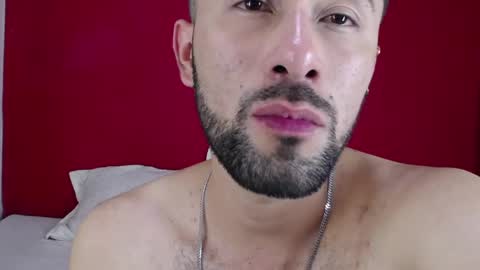 Snapshot of nainpaulo chatting on 03-11-25, 05:05 nainpaulo online show from 03-11-25, 05:05