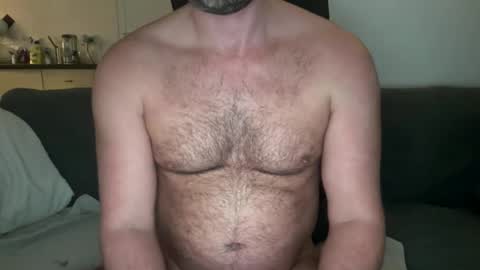 Snapshot of naked_dude25 chatting on 06-06-26, 05:12 naked_dude25 online show from 06-06-26, 05:12