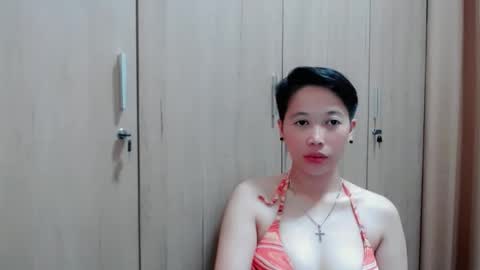Snapshot of naked_melinda chatting on 04-08-26, 12:38 Melinda online show from 04-08-26, 12:38