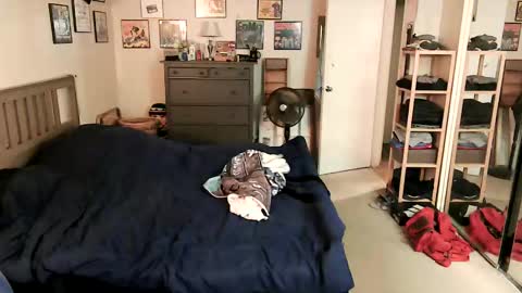 Snapshot of nakedmonkey chatting on 11-02-25, 11:29 nakedmonkey online show from 11-02-25, 11:29