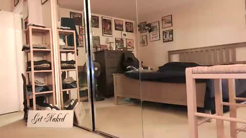 Snapshot of nakedmonkey chatting on 03-08-26, 03:10 nakedmonkey online show from 03-08-26, 03:10