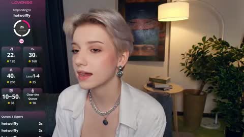 Kate online show from 11-13-25, 01:32