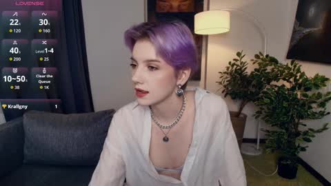 Kate online show from 12-15-25, 12:31