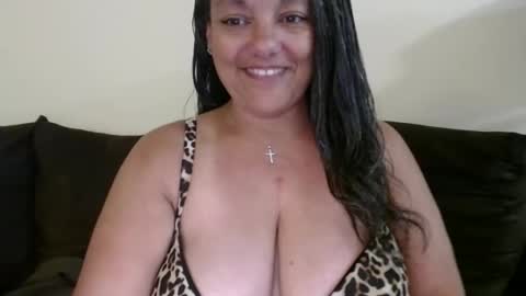 Snapshot of nala_thickk chatting on 11-04-25, 10:31 Nala Thickk online show from 11-04-25, 10:31