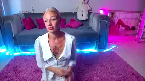 Snapshot of nally_ferrari chatting on 07-29-26, 08:12 Nally online show from 07-29-26, 08:12
