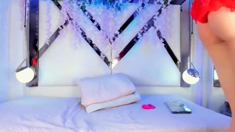 nallymax1 online show from 03-25-26, 06:08