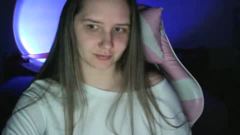 Lola online show from 04-04-26, 04:04