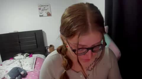 Nami online show from 11-01-25, 02:57