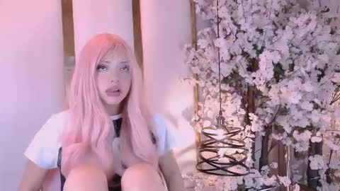     online show from 02-17-26, 01:40