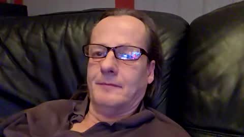 Snapshot of namorreyeb chatting on 01-13-26, 04:23 namorreyeb online show from 01-13-26, 04:23