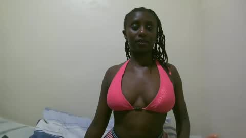 Snapshot of nana2095 chatting on 06-29-26, 01:01 nana2095 online show from 06-29-26, 01:01