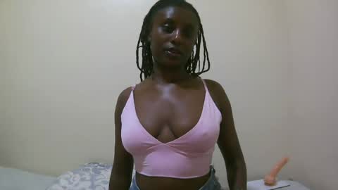 Snapshot of nana2095 chatting on 07-29-26, 01:26 nana2095 online show from 07-29-26, 01:26