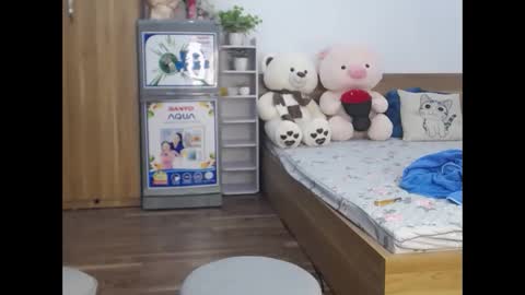 Snapshot of nana9037 chatting on 06-05-26, 04:30 nana9037 online show from 06-05-26, 04:30