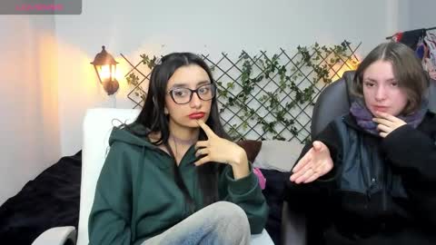 Snapshot of nana_rousse chatting on 03-13-26, 11:33 Rousse online show from 03-13-26, 11:33