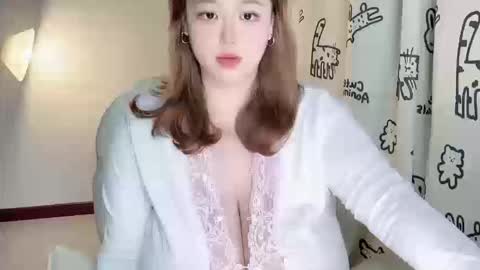 nanabigbobo online show from 10-18-25, 04:19