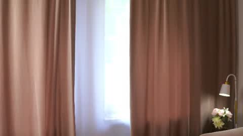 Snapshot of nanalindner chatting on 07-09-26, 06:28 Kiana online show from 07-09-26, 06:28