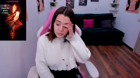 nanami_hot_ online show from 11-25-25, 10:37