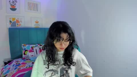 nanami_owo online show from 09-22-25, 02:13