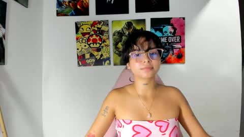 nanami_owo online show from 10-21-25, 11:49