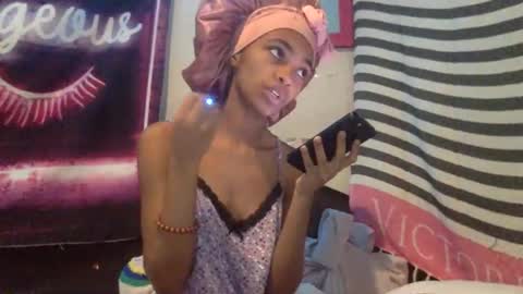 nanaonn online show from 11-20-25, 06:51