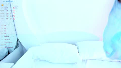 NanaOsaky online show from 12-27-24, 03:59