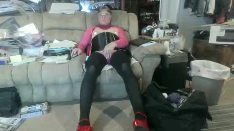 nancyboy_1 online show from 02-19-26, 09:44