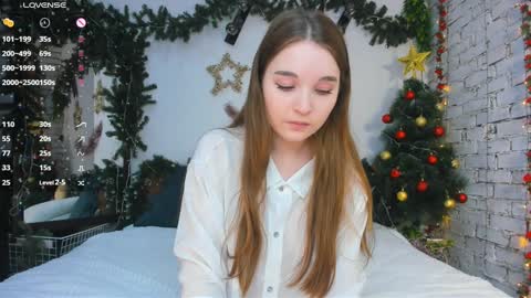 Luna online show from 01-30-25, 05:09