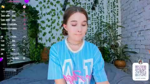 Luna online show from 03-08-25, 09:28