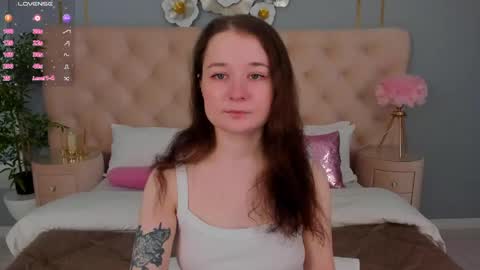 Nancy online show from 04-11-26, 04:17